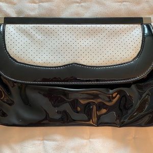 VTG patent leather clutch